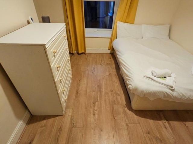 4 bedroom house to rent
