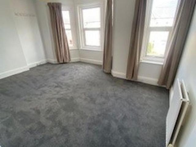 4 bedroom house to rent