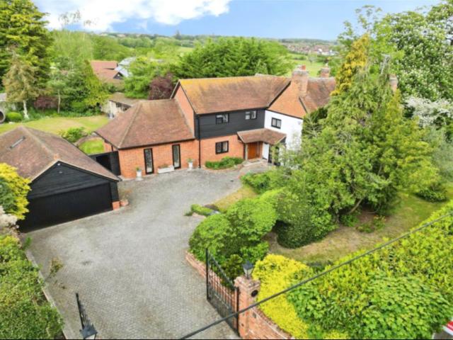 4 bedroom house to rent