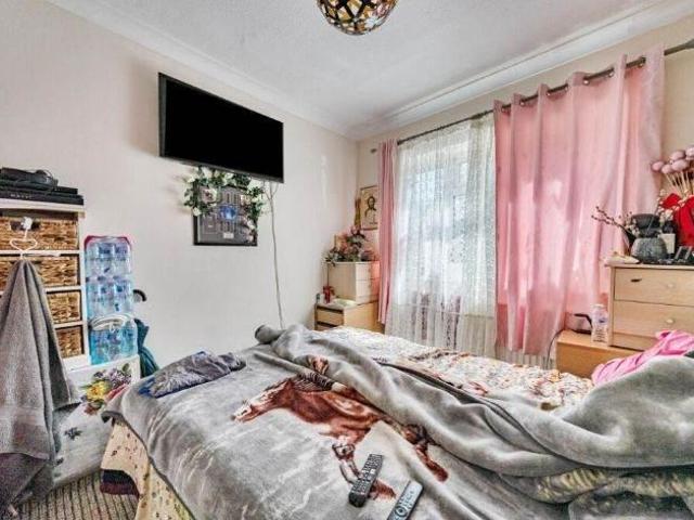 4 bedroom house to rent