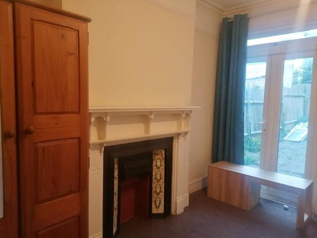 4 bedroom house to rent