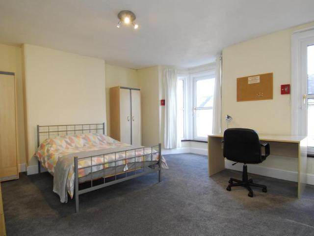 4 bedroom house to rent