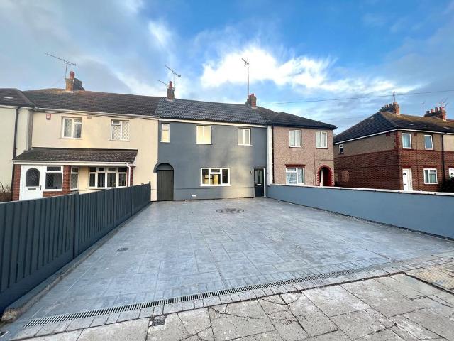4 bedroom house to rent