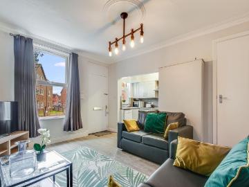 4 bedroom house to rent