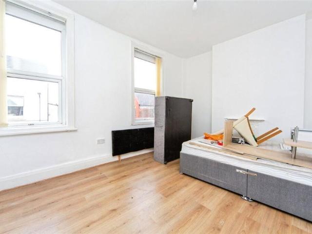 4 bedroom house to rent