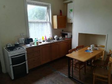 4 bedroom house to rent