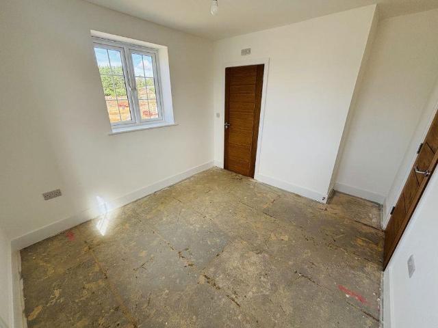 4 bedroom house to rent