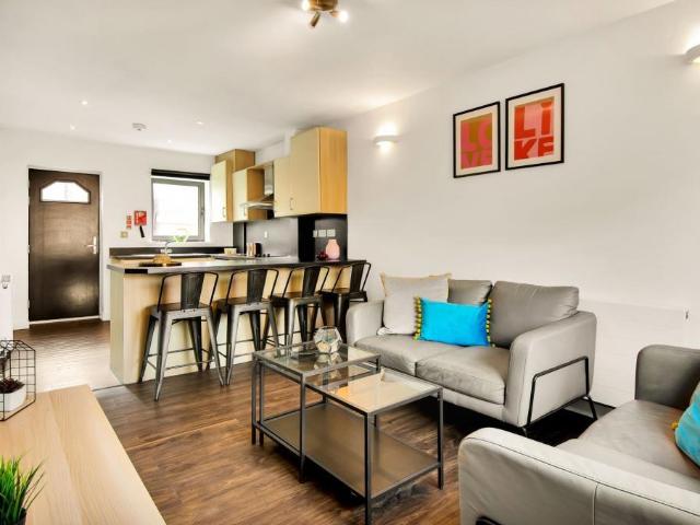 4 bedroom house to rent