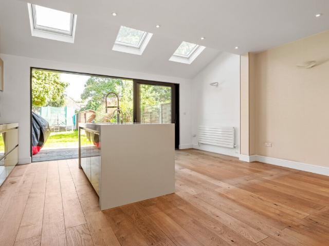 4 bedroom House To Rent