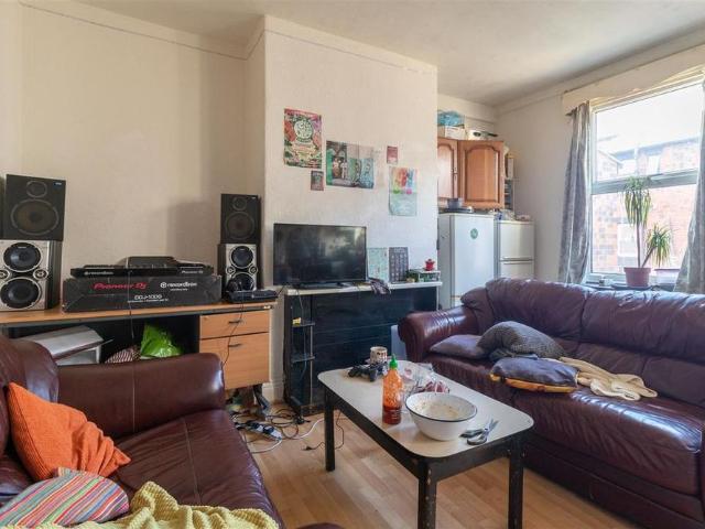 4 bedroom house to rent