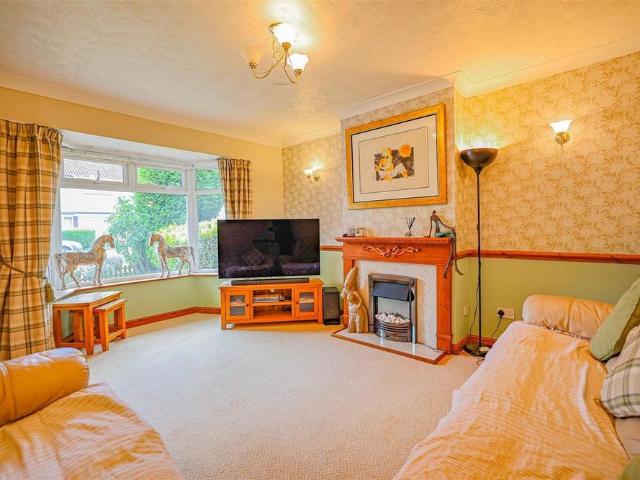 4 bedroom house to rent