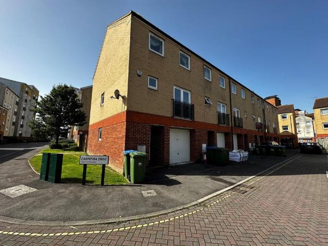 4 bedroom house to rent