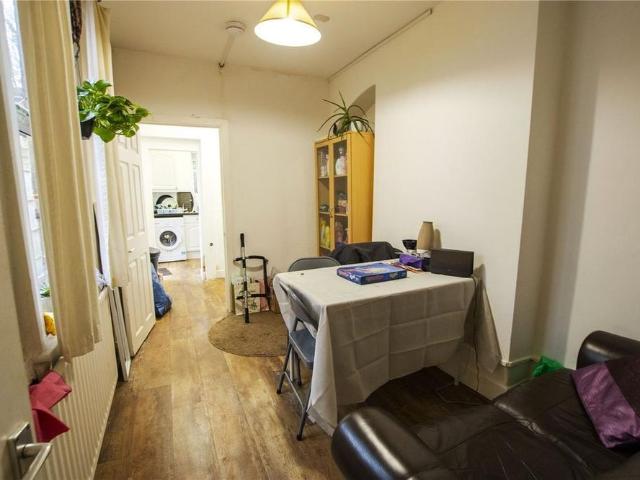 4 bedroom house to rent