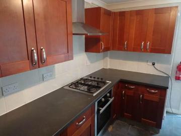 Roath Cardiff, CF10, Cardiff - Equipped kitchen