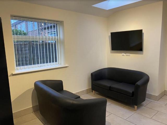 4 bedroom house to rent