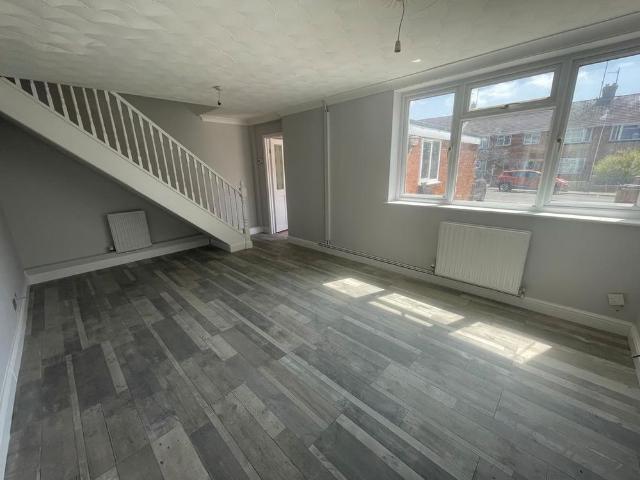 4 bedroom house to rent