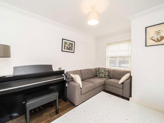 4 bedroom house to rent