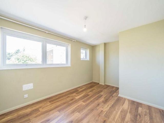 4 bedroom house to rent