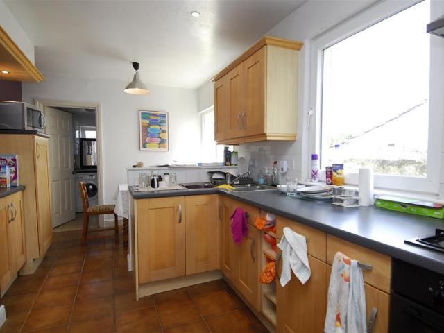 4 bedroom house to rent