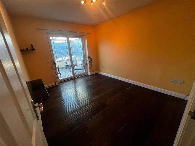 4 bedroom house to rent