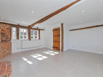 4 bedroom house to rent