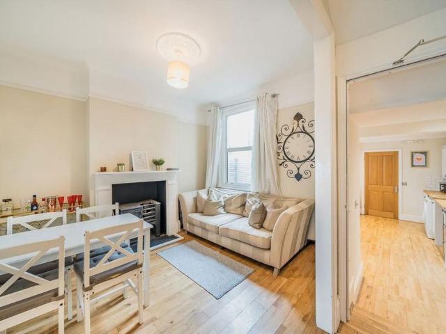 4 bedroom house to rent