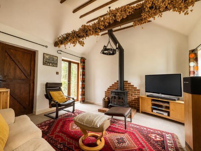 4 bedroom house to rent