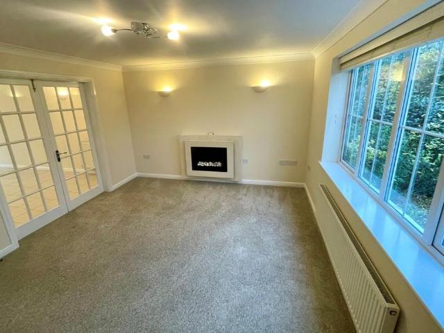 4 bedroom house to rent