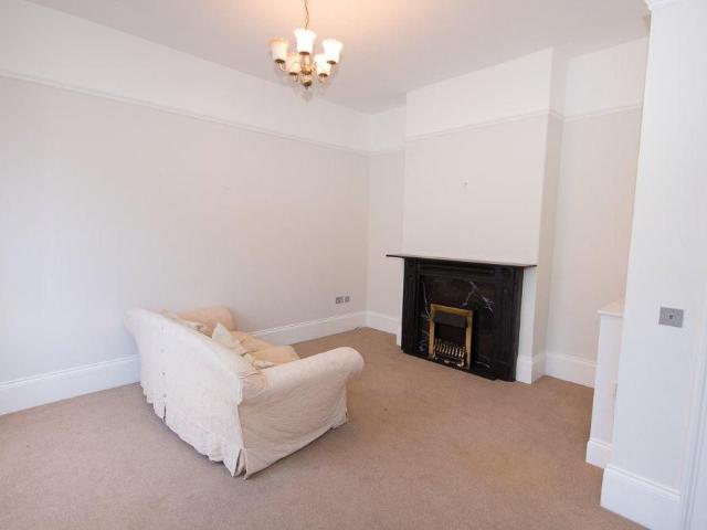 4 bedroom house to rent