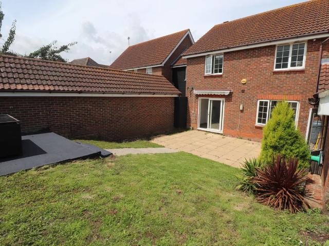 4 bedroom house to rent