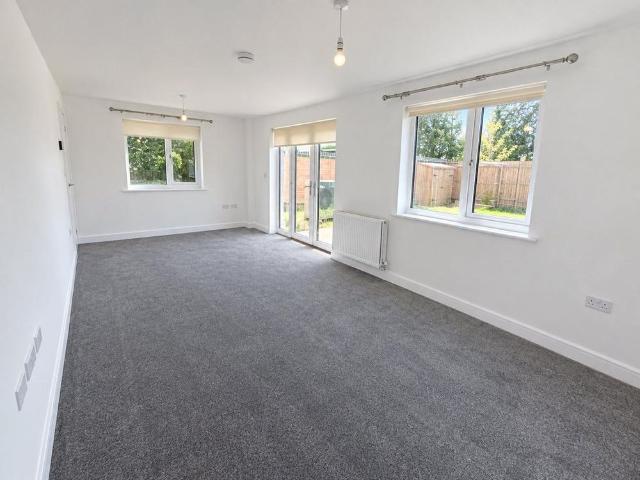 4 bedroom house to rent