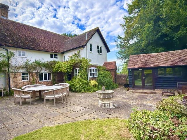 4 bedroom house to rent