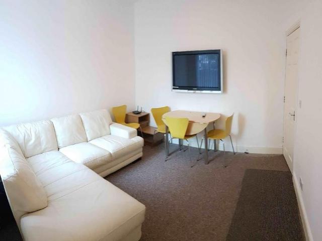 4 bedroom house to rent