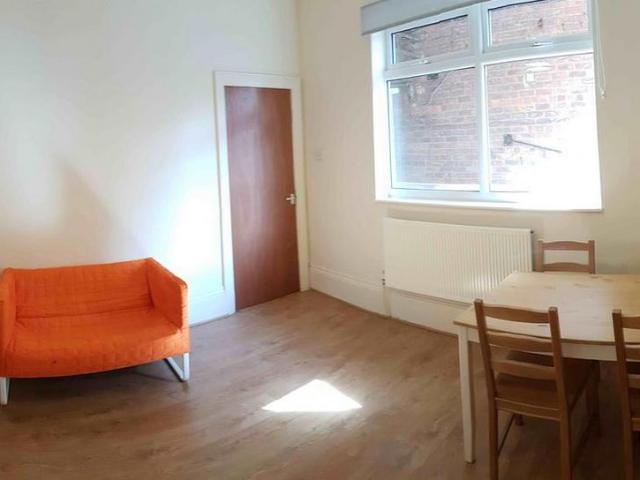 4 bedroom house to rent