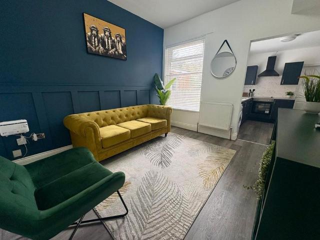 4 bedroom house to rent