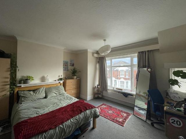 4 bedroom house to rent
