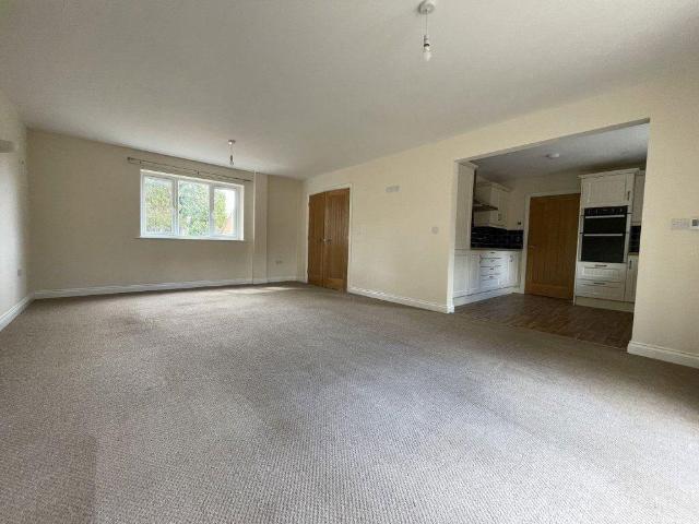 4 bedroom house to rent