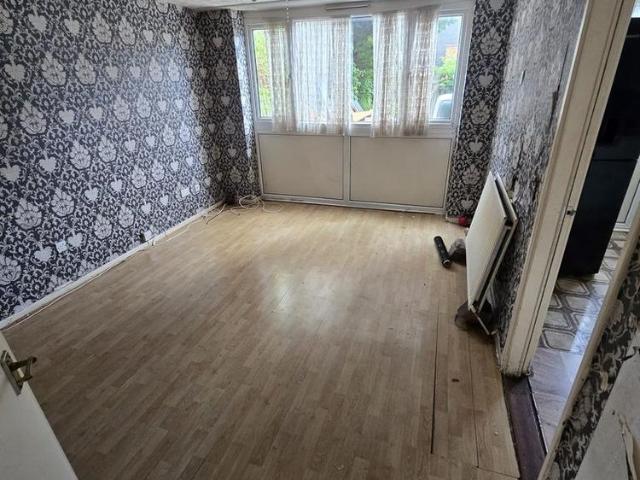 4 bedroom house to rent