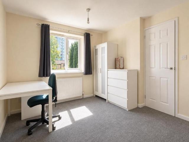 4 bedroom house to rent