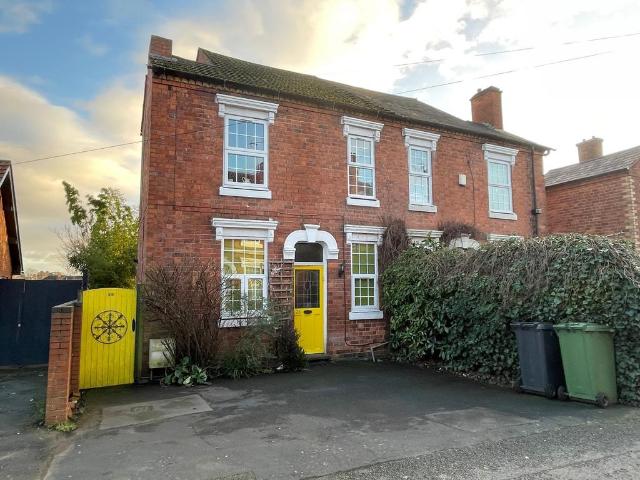 4 bedroom house to rent