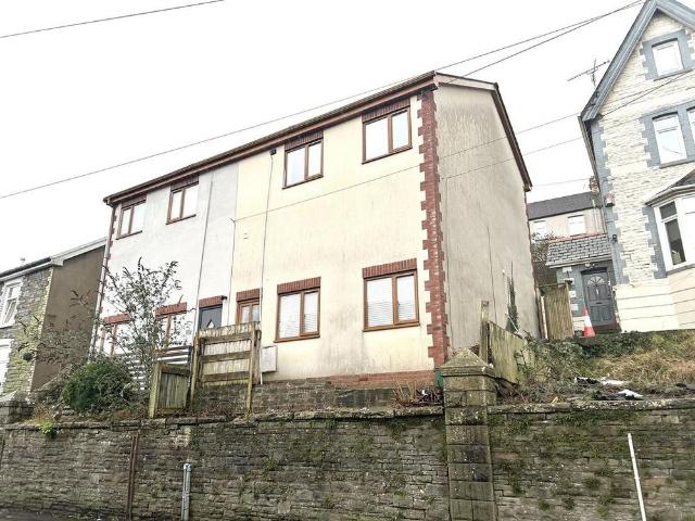 4 bedroom house to rent