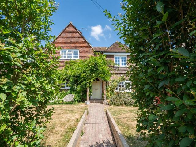 4 bedroom house to rent