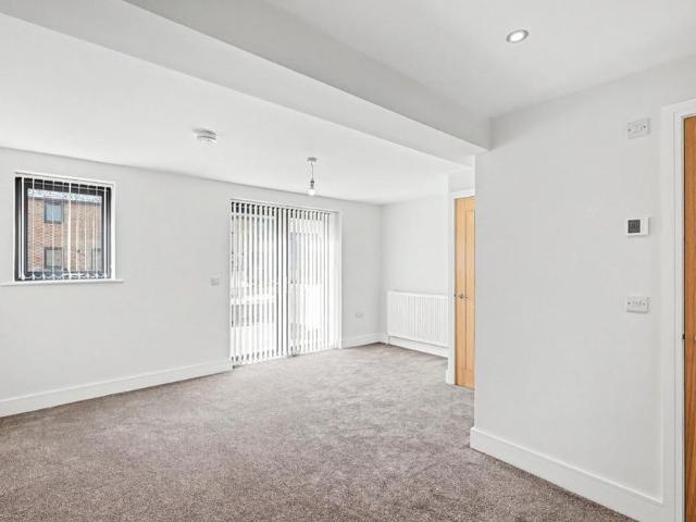 4 bedroom house to rent