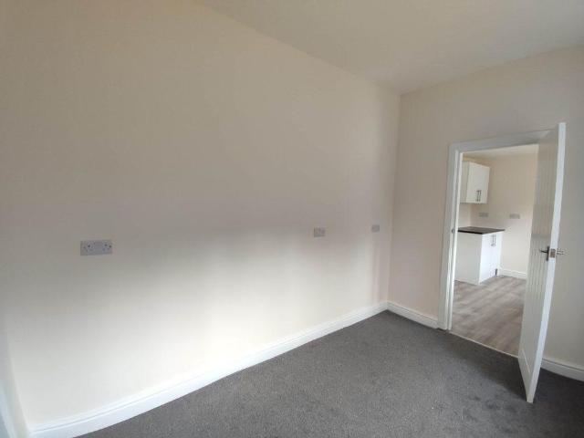 4 bedroom house to rent