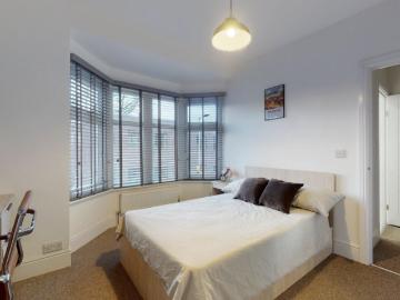 4 bedroom house to rent