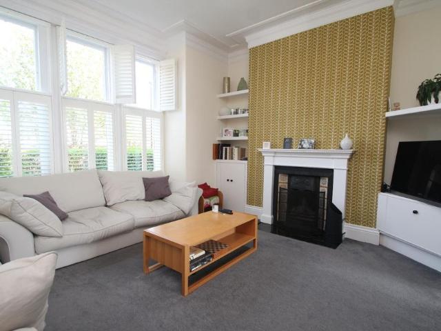 4 bedroom house to rent
