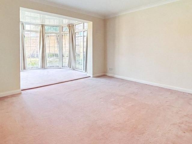 4 bedroom house to rent