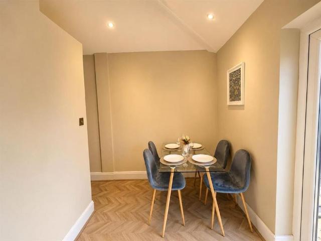 4 bedroom house to rent