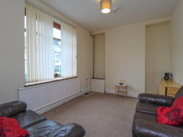 4 bedroom house to rent
