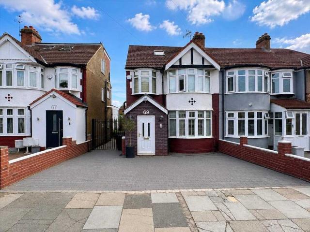 4 bedroom house to rent